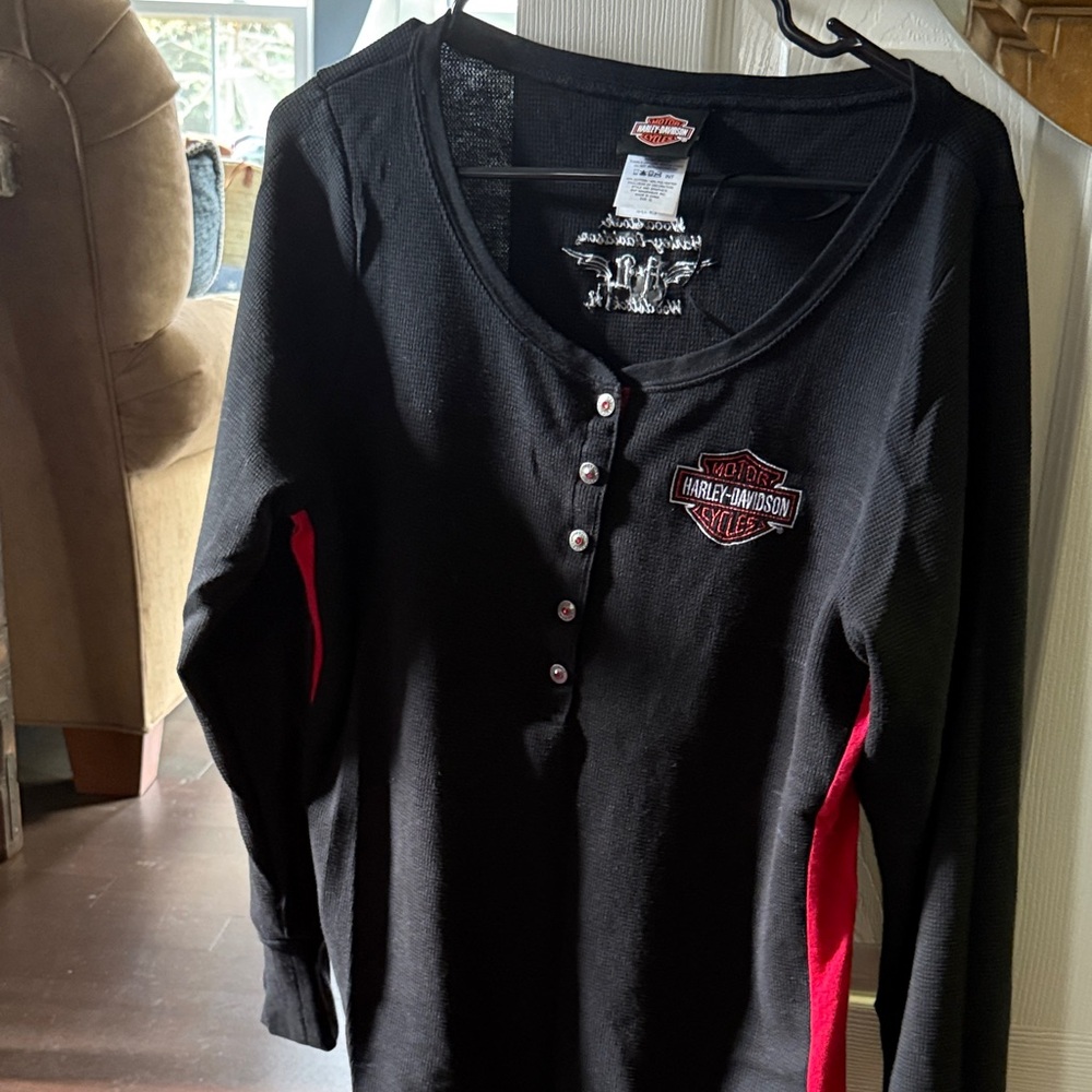 Harley-Davidson Long Sleeve Black Tee with Red Details